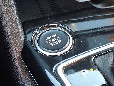 Certified 2023 Kia Sportage X-Line image 24