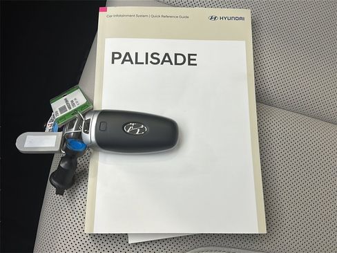 Used 2023 Hyundai Palisade Limited image 34