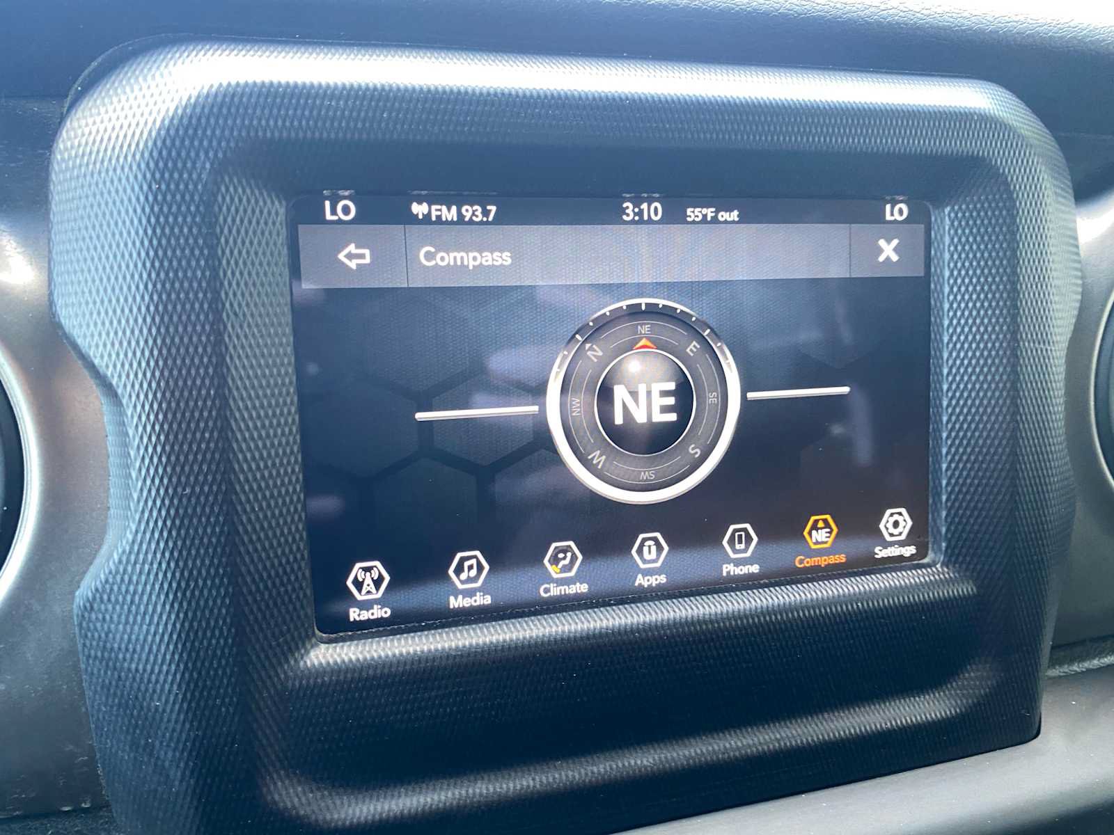 Used 2018 Jeep Wrangler Unlimited Sport S AWD/4WD image 19