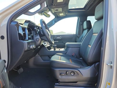 New 2026 GMC Sierra 1500 AT4 w/ AT4 Premium Package AWD/4WD image 23