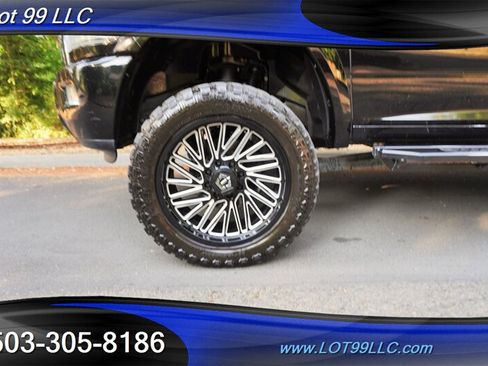 Used 2014 RAM 2500 Laramie w/ Black Appearance Group AWD/4WD image 35