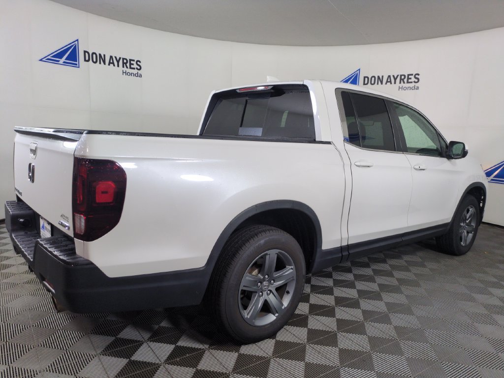 Certified 2023 Honda Ridgeline RTL image 9