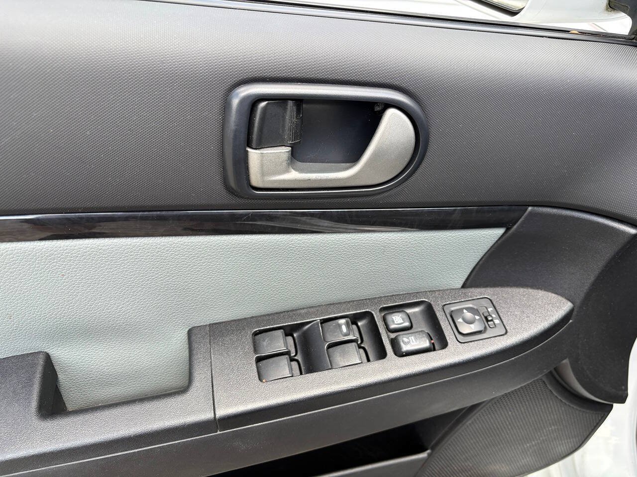 Used 2010 Mitsubishi Galant SE FWD image 12