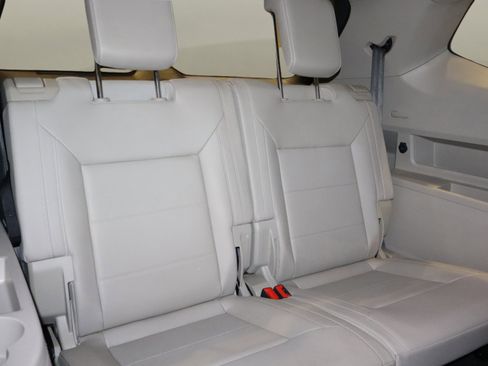 Used 2021 Volkswagen Atlas SEL image 18