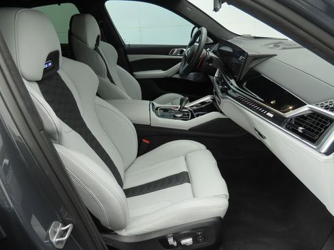 Used 2026 BMW X6 M Competition w/ Executive Package image 20