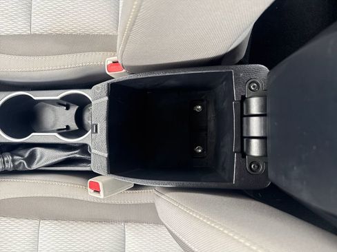 Used 2019 Toyota Corolla LE w/ Carpet Mat Package (TMS) image 26