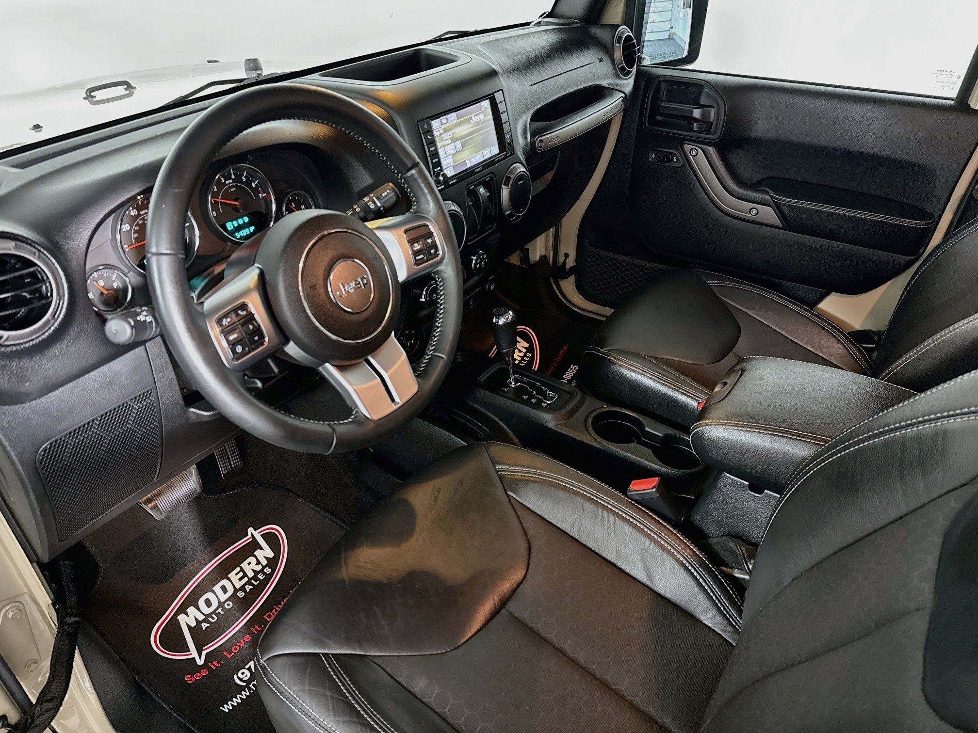 Used 2018 Jeep Wrangler Sport AWD/4WD image 8
