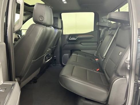 Used 2025 GMC Sierra 1500 Denali w/ Denali Reserve Package AWD/4WD image 25