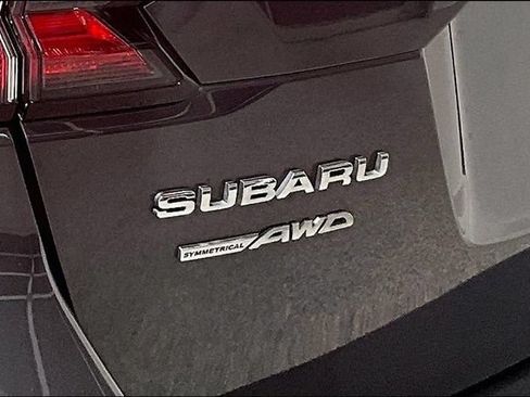 Used 2022 Subaru Outback Premium AWD/4WD image 46