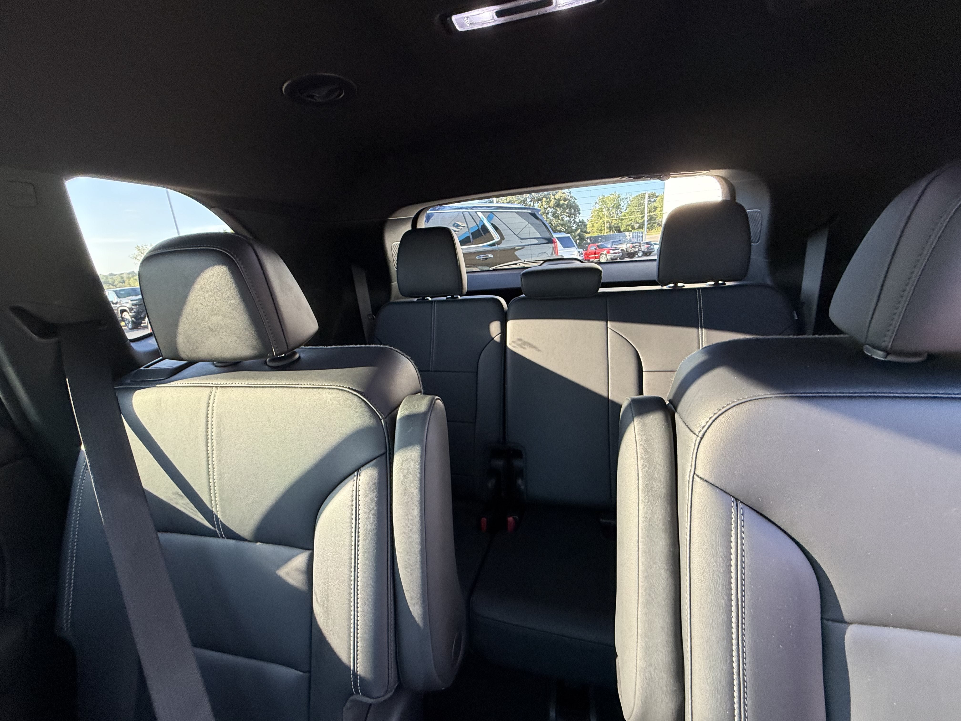 Used 2024 GMC Acadia Elevation FWD image 13