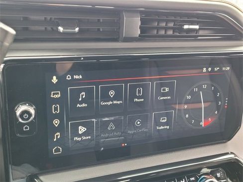 Used 2025 GMC Sierra 2500 AT4 w/ AT4 Premium Plus Package image 16