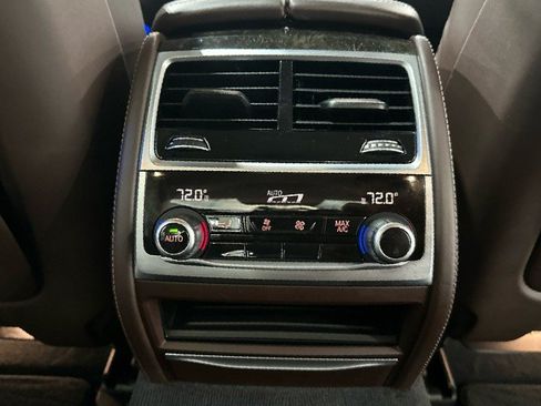 Used 2016 BMW 740i RWD image 32