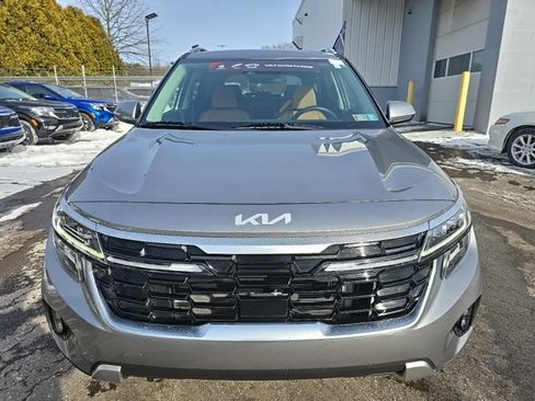 Certified 2024 Kia Seltos SX image 2