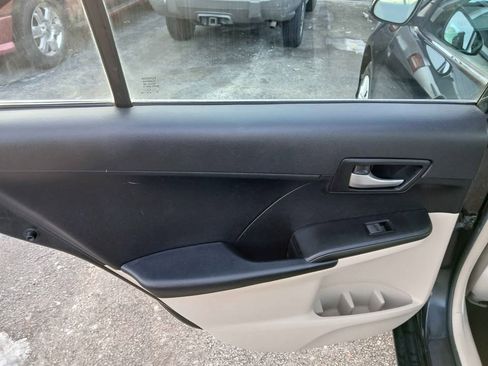 Used 2012 Toyota Camry SE image 15