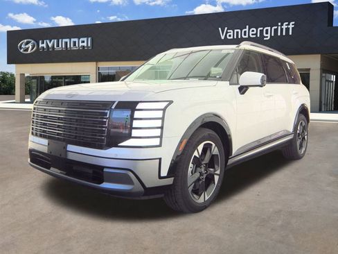 Certified 2026 Hyundai Palisade Limited image 2
