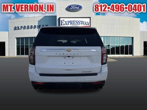 Used 2023 Chevrolet Suburban Premier AWD/4WD image 8
