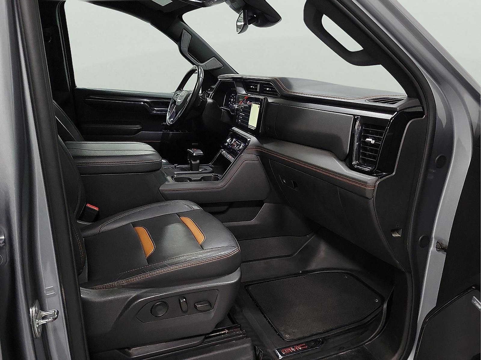 Used 2024 GMC Sierra 1500 AT4 AWD/4WD image 14