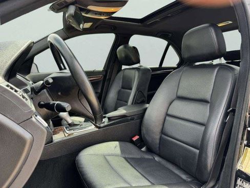 Used 2011 Mercedes-Benz C 300 Sedan image 19