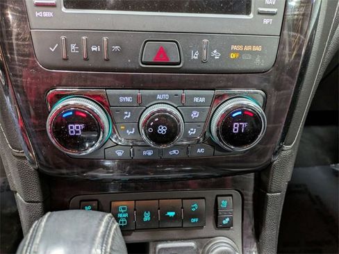 Certified 2017 Buick Enclave Premium w/ Experience Buick Package image 20