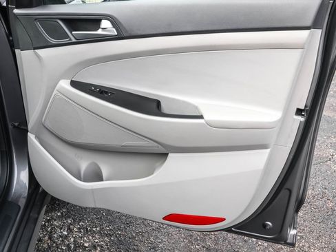 Used 2021 Hyundai Tucson SEL image 38