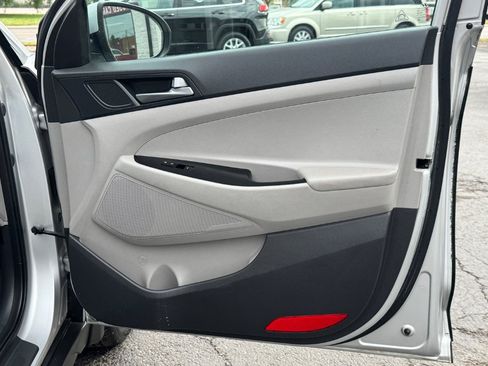 Used 2016 Hyundai Tucson SE FWD image 19