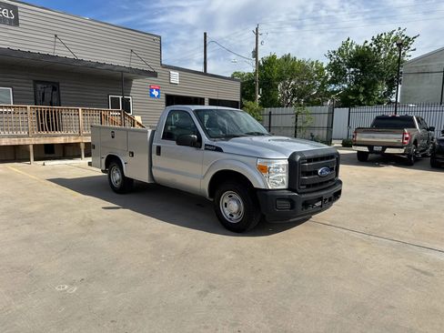 Used 2016 Ford F250 XL image 11