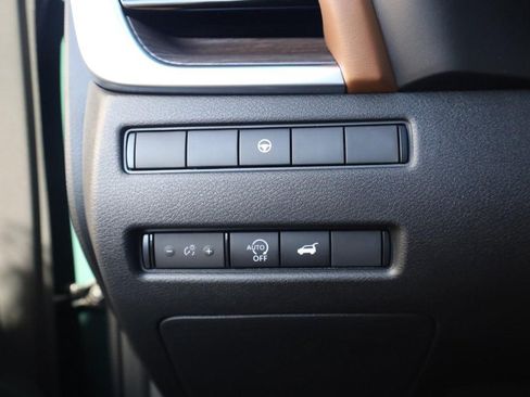 New 2026 Nissan Rogue Platinum AWD/4WD image 18