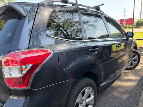 Used 2016 Subaru Forester 2.5i Limited AWD/4WD image 5