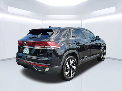 Used 2026 Volkswagen Atlas Cross Sport SE AWD/4WD image 4