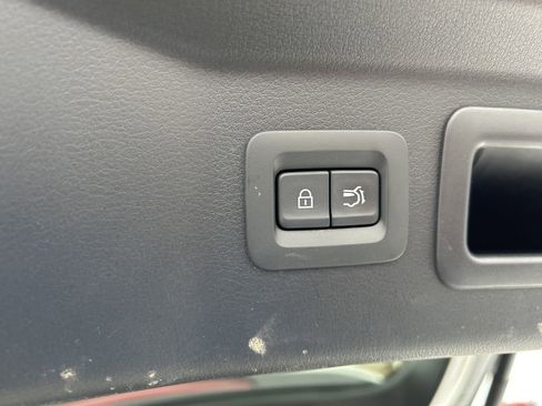 Used 2025 MAZDA CX-90 3.3 Turbo w/ Select Package image 36