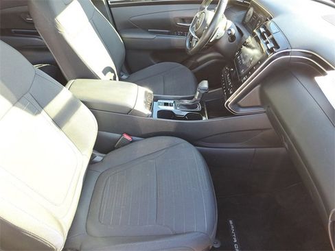 Used 2022 Hyundai Santa Cruz SEL Premium image 25