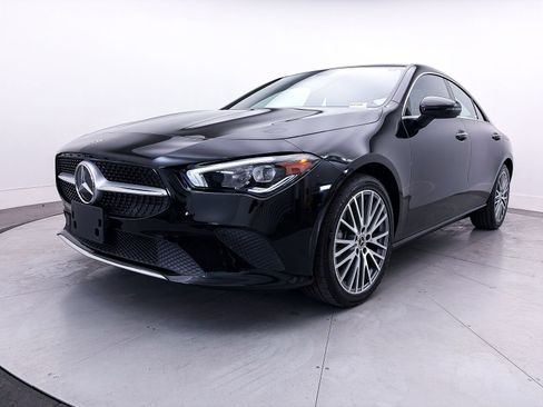 Used 2023 Mercedes-Benz CLA 250 w/ Premium Package image 13