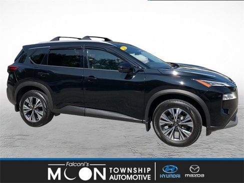 Used 2021 Nissan Rogue SV w/ Premium Package AWD/4WD image 1