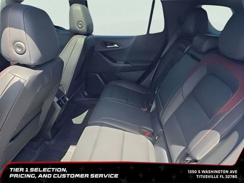 Used 2025 Chevrolet Equinox RS FWD image 12