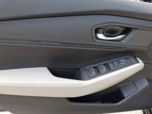 New 2025 Honda Accord SE image 10