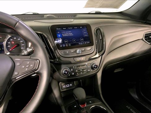 Used 2023 Chevrolet Equinox RS w/ RS Leather Package AWD/4WD image 6