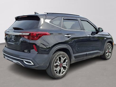 Used 2023 Kia Seltos SX AWD/4WD image 6