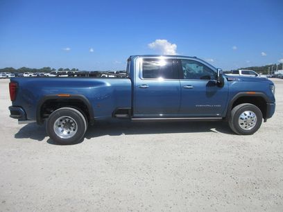 New 2026 GMC Sierra 3500 Denali w/ Denali Reserve Package