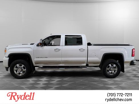Used 2018 GMC Sierra 3500 Denali w/ Duramax Plus Package AWD/4WD image 2