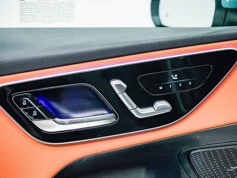 Used 2026 Mercedes-Benz GLC 300 GLC 300 image 19