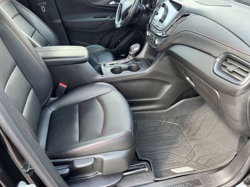 Used 2022 Chevrolet Equinox RS w/ RS Leather Package image 14