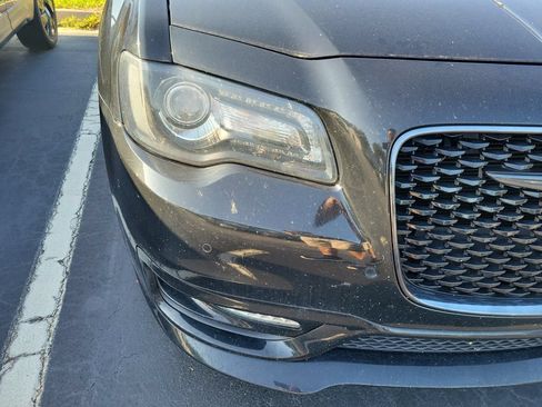 Used 2022 Chrysler 300 Touring L w/ Popular Equipment Group RWD image 8