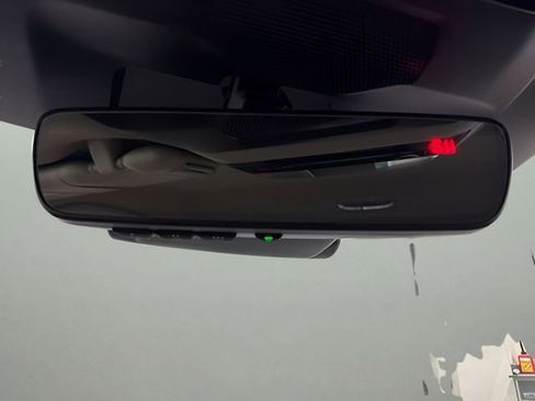 Used 2024 Subaru Crosstrek 2.0i Premium w/ Crosstrek Mirror Package image 22