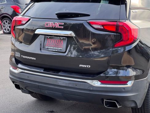 Used 2018 GMC Terrain SLT w/ Preferred Package image 40