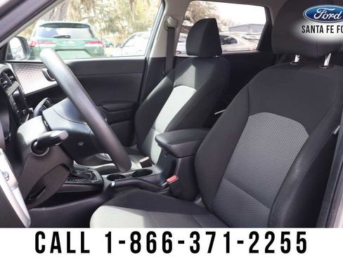 Used 2023 Kia Soul LX image 11