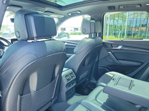 Used 2019 Audi SQ5 Premium Plus AWD/4WD image 17