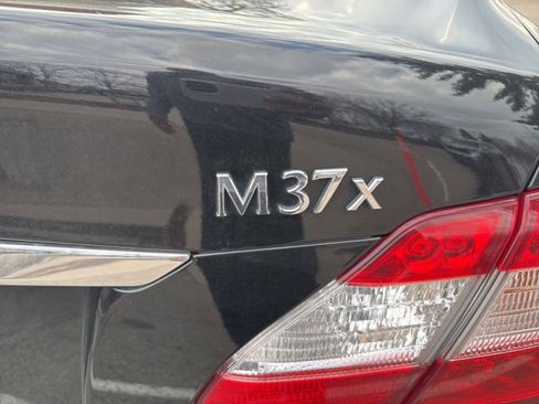 Used 2012 INFINITI M37 x w/ Premium Pkg image 11