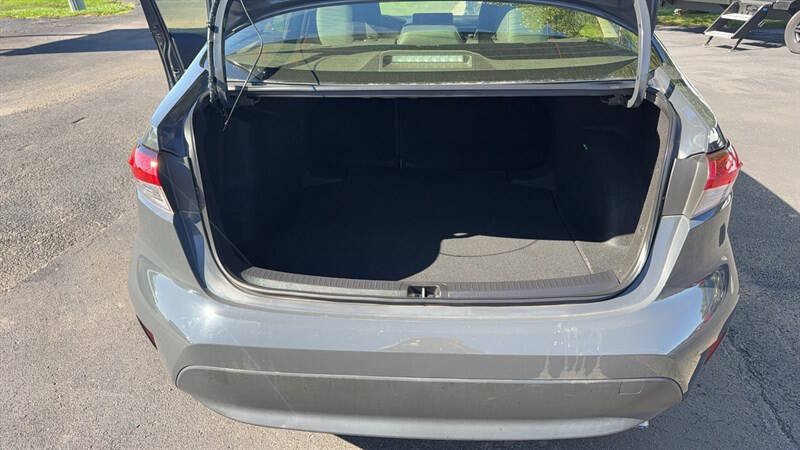 Used 2023 Toyota Corolla LE FWD image 14