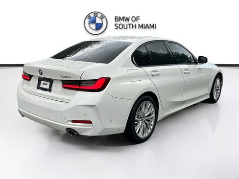 Certified 2023 BMW 330i Sedan RWD image 7