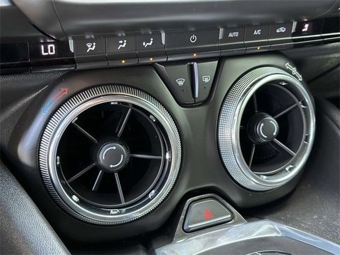 Used 2016 Chevrolet Camaro SS image 18